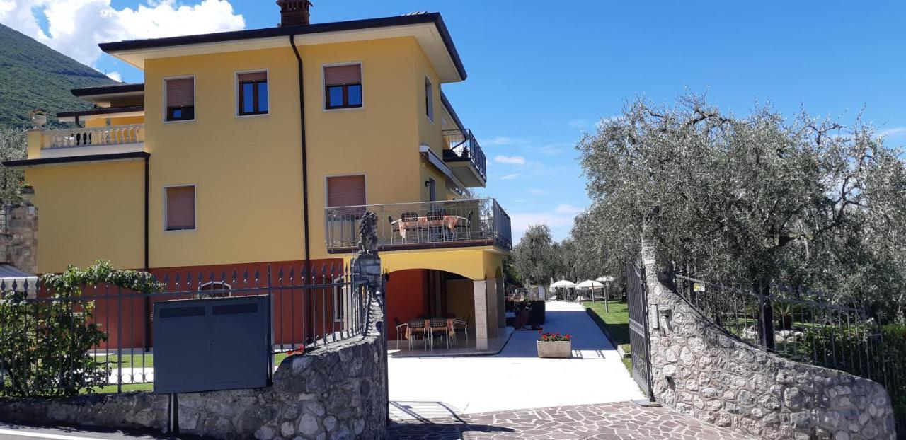 Villa Due Leoni - Residence Brenzone sul Garda Eksteriør bilde