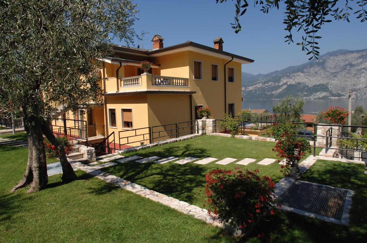 Villa Due Leoni - Residence Brenzone sul Garda Eksteriør bilde